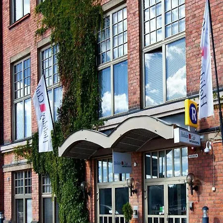Hotelli Club Tampereen Kehraeaemoe